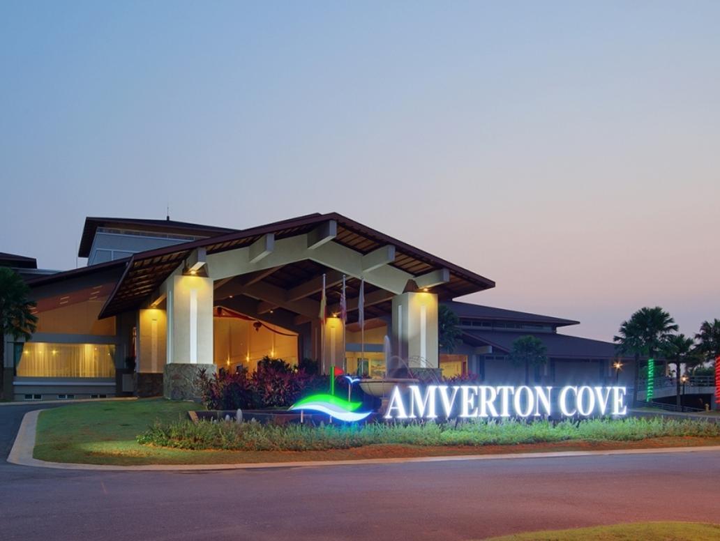 Amverton Cove Golf & Island Resort Banting  Exteriör bild